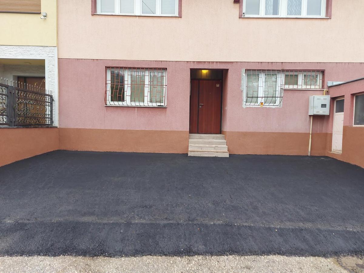 New Apartment Old Town With Free Parking Saraievo Exterior foto