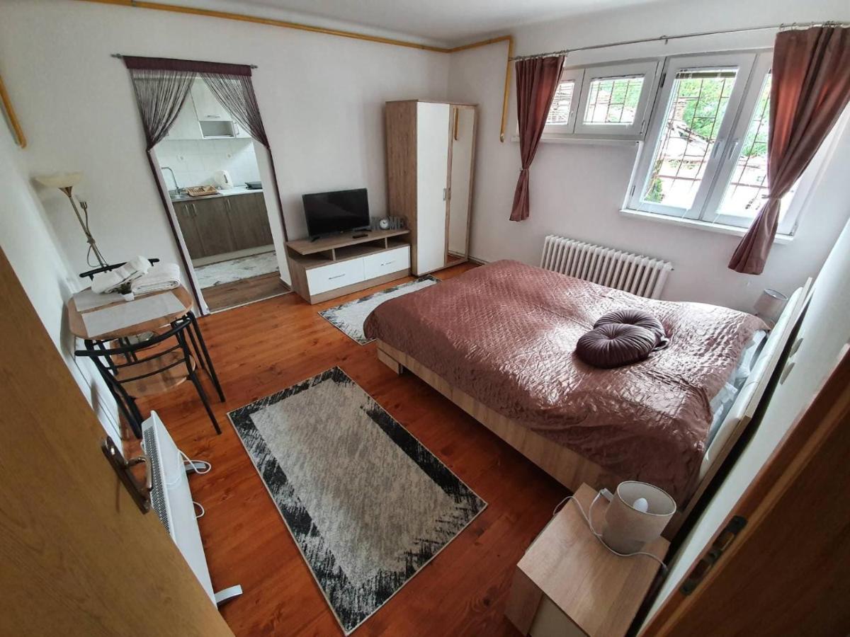 New Apartment Old Town With Free Parking Saraievo Exterior foto